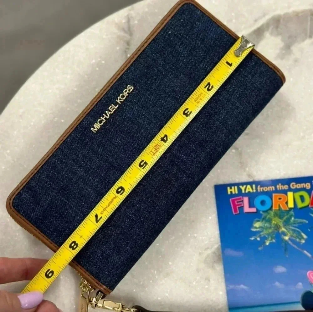 NWT Michael Kors denim continental wallet - Picture 2 of 6